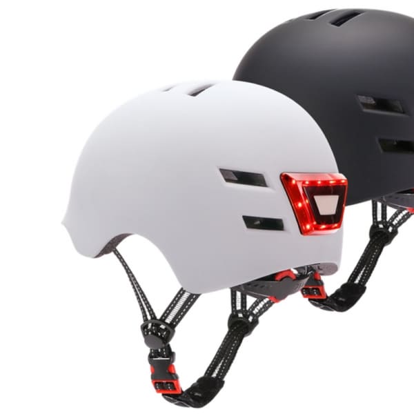 Helm (Größe L) mit LED-Sicherheitslicht - Für Elektroroller & Fahrrad - Maicona